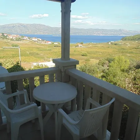 Apartment Mate Cebalo Lumbarda
