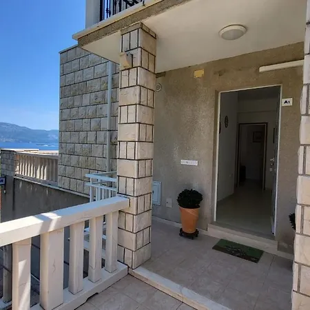Apartment Mate Cebalo Lumbarda