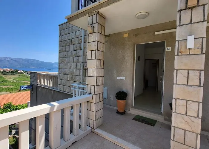 公寓 Mate Cebalo 鲁巴达