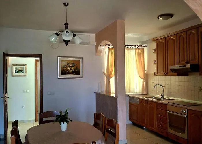 Апартаменты Mate Cebalo Лумбарда